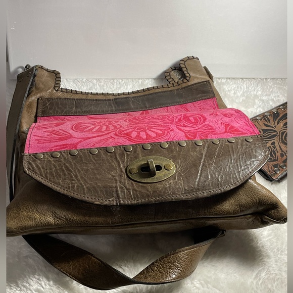 Gorgeous Urban Gypsy designs Leather boho shoulder crossbody handbag - Picture 8 of 11